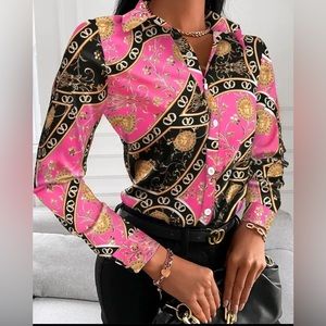 NWT Baroque silky top with gorgeous print. Size Small Long sleeves ♥️